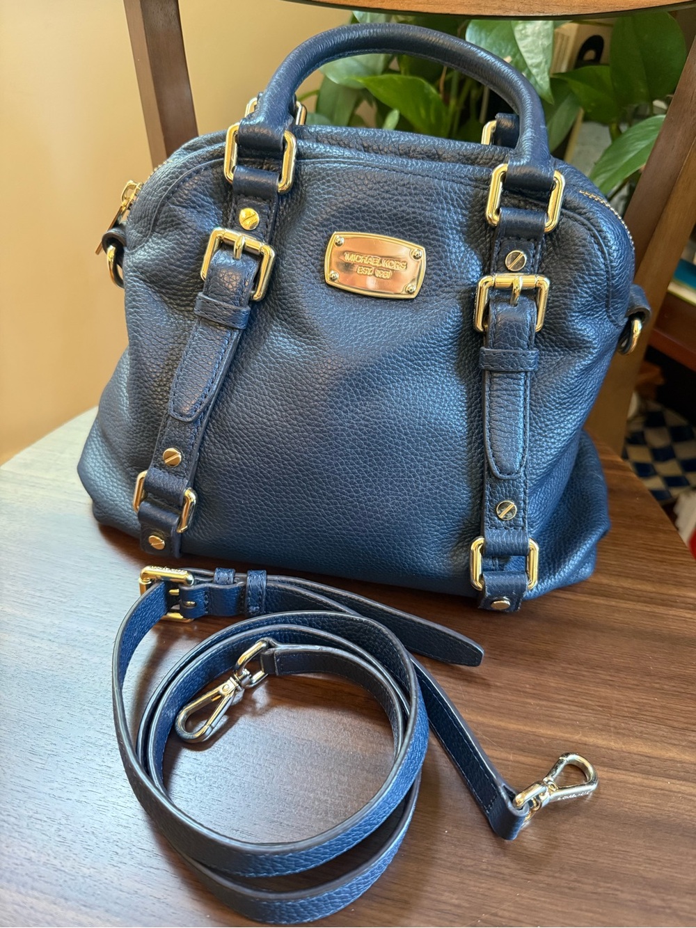 Michael Kors Bedford Buckle Navy Leather Handbag Purse Removable Strap